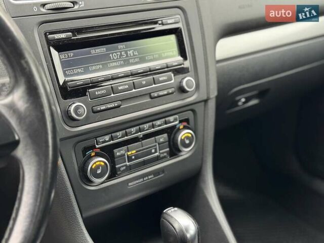 Серый Фольксваген Гольф, объемом двигателя 1.39 л и пробегом 205 тыс. км за 8600 $, фото 36 на Automoto.ua