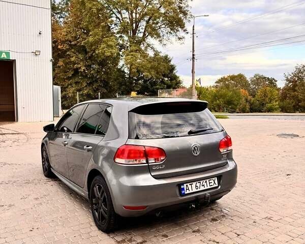 Серый Фольксваген Гольф, объемом двигателя 1.6 л и пробегом 250 тыс. км за 8300 $, фото 7 на Automoto.ua