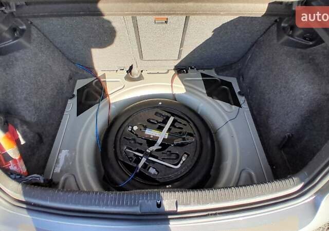 Сірий Фольксваген Гольф, об'ємом двигуна 1.6 л та пробігом 251 тис. км за 7999 $, фото 15 на Automoto.ua