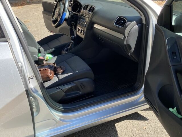 Фольксваген Гольф 2012 у Буче на Automoto.ua Сірий Фольксваген Гольф, об'ємом двигуна 2 л та пробігом 191 тис. км за 8500 $, фото 2 на Automoto.ua