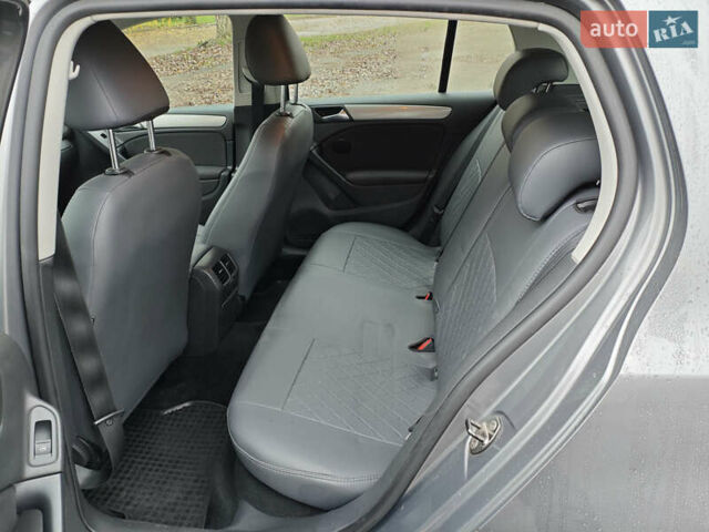 Сірий Фольксваген Гольф, об'ємом двигуна 1.2 л та пробігом 197 тис. км за 7500 $, фото 10 на Automoto.ua