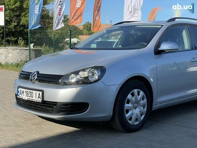 Серый Фольксваген Гольф, объемом двигателя 1.6 л и пробегом 245 тыс. км за 8555 $, фото 3 на Automoto.ua