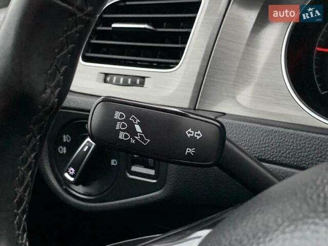 Серый Фольксваген Гольф, объемом двигателя 2 л и пробегом 273 тыс. км за 13499 $, фото 49 на Automoto.ua