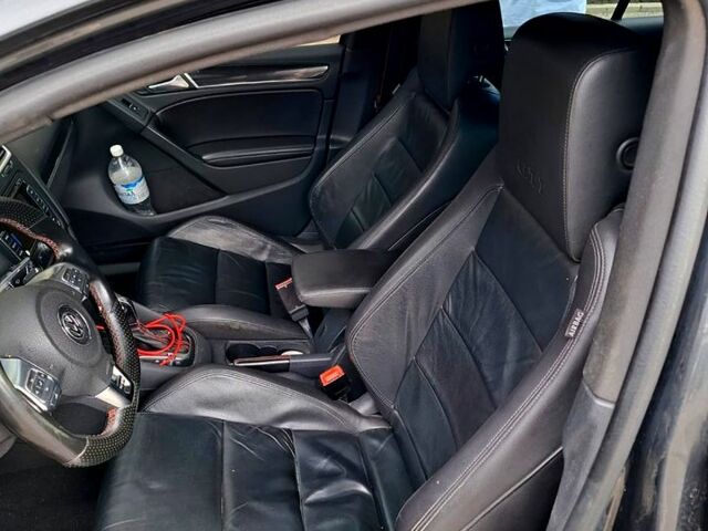 Серый Фольксваген Гольф, объемом двигателя 2 л и пробегом 231 тыс. км за 12500 $, фото 7 на Automoto.ua