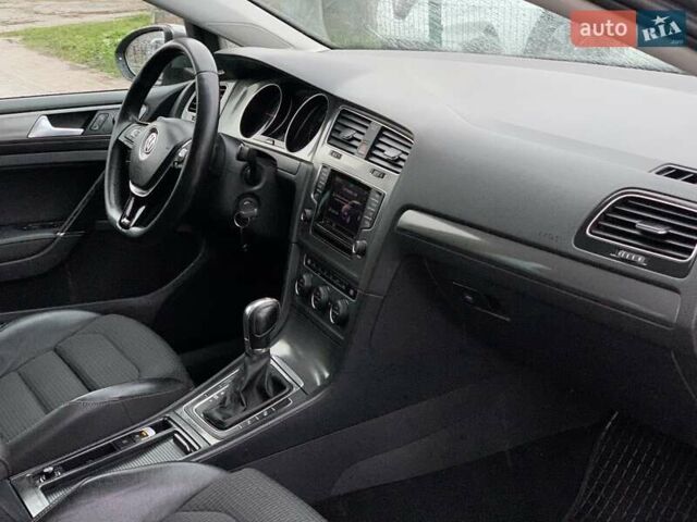 Серый Фольксваген Гольф, объемом двигателя 2 л и пробегом 273 тыс. км за 13499 $, фото 32 на Automoto.ua