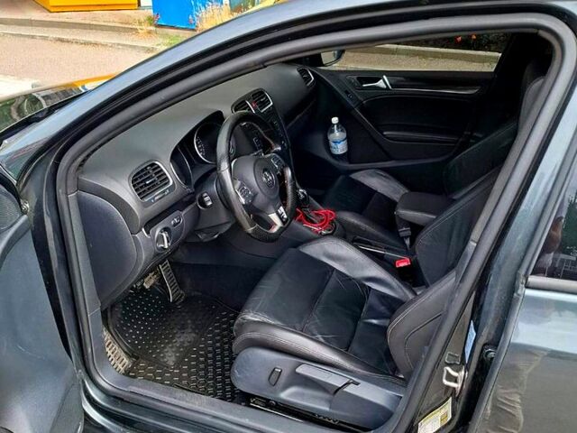 Серый Фольксваген Гольф, объемом двигателя 2 л и пробегом 231 тыс. км за 12500 $, фото 5 на Automoto.ua