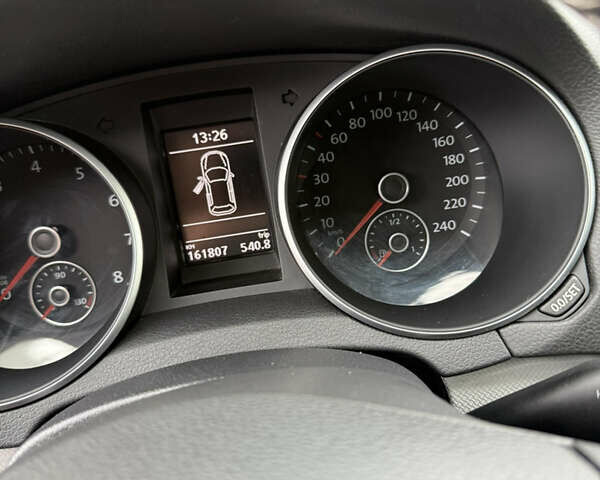 Фольксваген Гольф 2013 в Хмельницком на Automoto.ua Серый Фольксваген Гольф, объемом двигателя 1.39 л и пробегом 161 тыс. км за 8700 $, фото 14 на Automoto.ua
