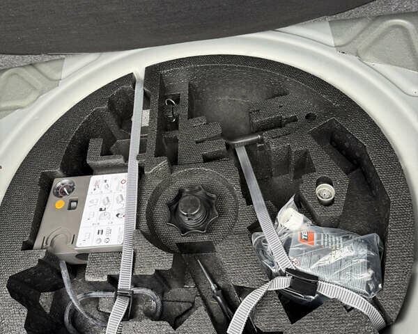 Фольксваген Гольф 2013 в Хмельницком на Automoto.ua Серый Фольксваген Гольф, объемом двигателя 1.39 л и пробегом 161 тыс. км за 8700 $, фото 20 на Automoto.ua