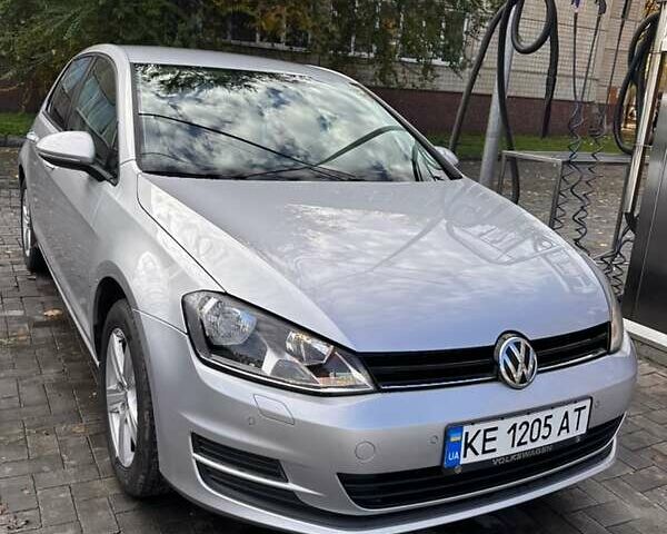 Сірий Фольксваген Гольф, об'ємом двигуна 1.2 л та пробігом 178 тис. км за 11000 $, фото 1 на Automoto.ua