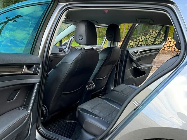 Серый Фольксваген Гольф, объемом двигателя 2 л и пробегом 316 тыс. км за 9500 $, фото 5 на Automoto.ua