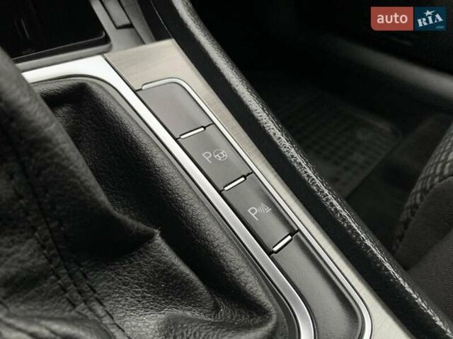 Серый Фольксваген Гольф, объемом двигателя 2 л и пробегом 273 тыс. км за 13499 $, фото 54 на Automoto.ua