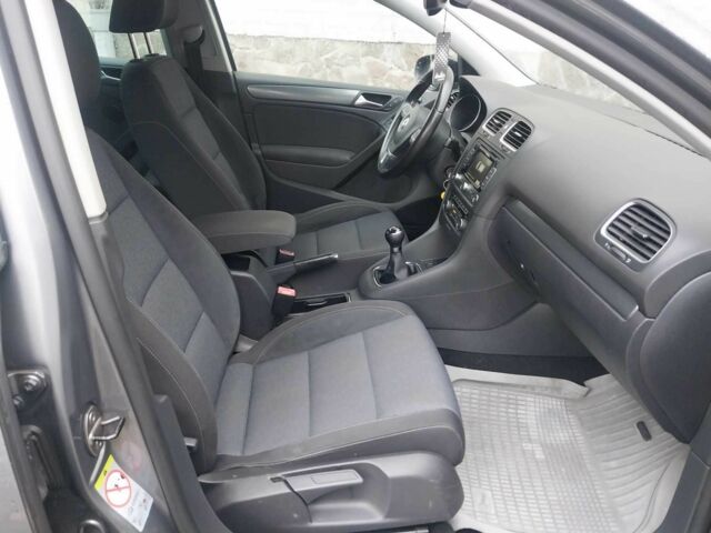 Серый Фольксваген Гольф, объемом двигателя 1.4 л и пробегом 188 тыс. км за 8200 $, фото 11 на Automoto.ua