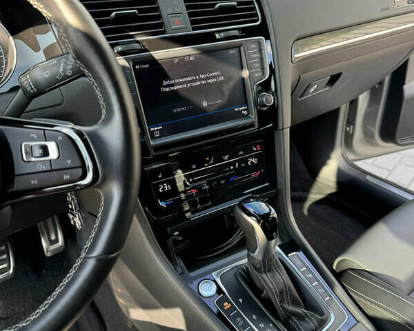 Серый Фольксваген Гольф, объемом двигателя 1.4 л и пробегом 98 тыс. км за 15900 $, фото 16 на Automoto.ua