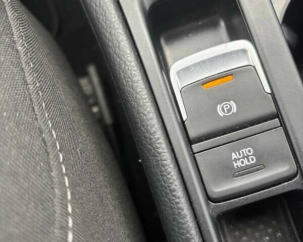 Серый Фольксваген Гольф, объемом двигателя 1.4 л и пробегом 142 тыс. км за 12700 $, фото 13 на Automoto.ua