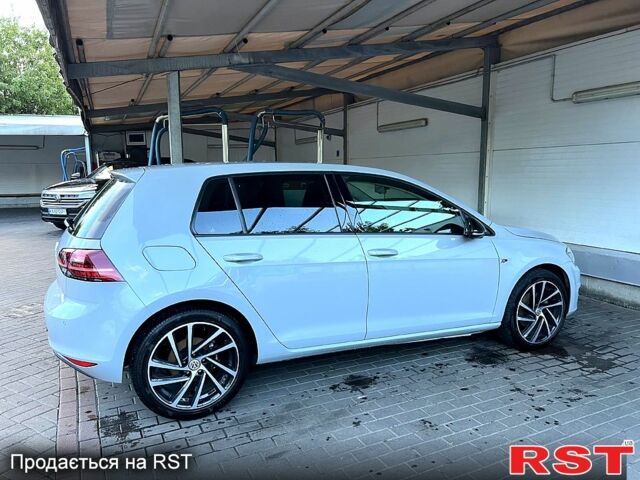 Серый Фольксваген Гольф, объемом двигателя 1.4 л и пробегом 143 тыс. км за 11000 $, фото 2 на Automoto.ua