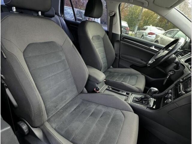 Серый Фольксваген Гольф, объемом двигателя 2 л и пробегом 317 тыс. км за 11500 $, фото 3 на Automoto.ua