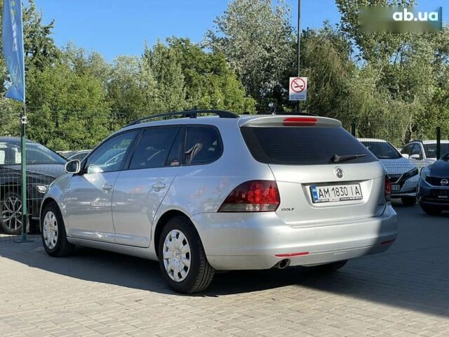 Серый Фольксваген Гольф, объемом двигателя 1.6 л и пробегом 245 тыс. км за 8555 $, фото 18 на Automoto.ua