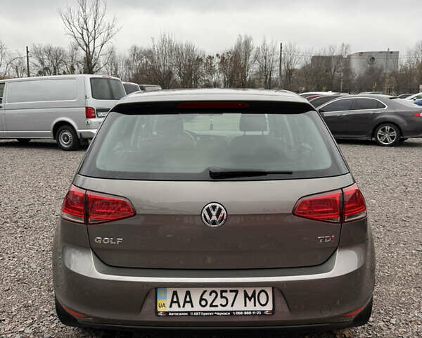 Серый Фольксваген Гольф, объемом двигателя 1.97 л и пробегом 280 тыс. км за 11900 $, фото 3 на Automoto.ua