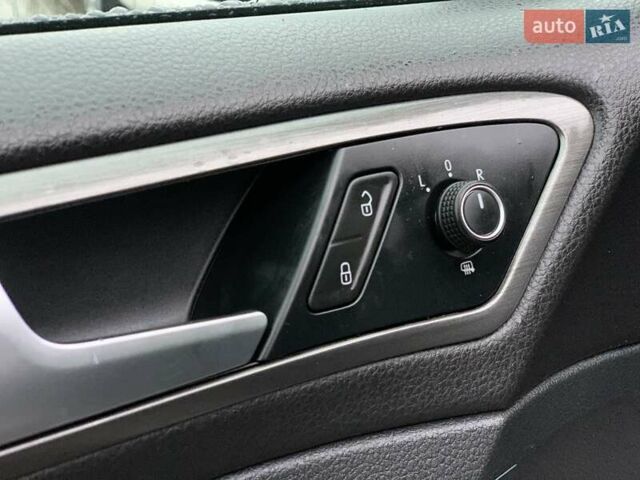 Серый Фольксваген Гольф, объемом двигателя 2 л и пробегом 273 тыс. км за 13499 $, фото 42 на Automoto.ua