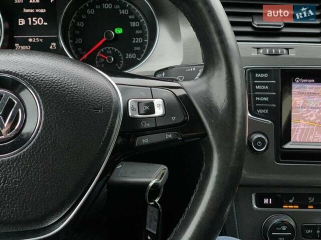 Серый Фольксваген Гольф, объемом двигателя 2 л и пробегом 273 тыс. км за 13499 $, фото 46 на Automoto.ua