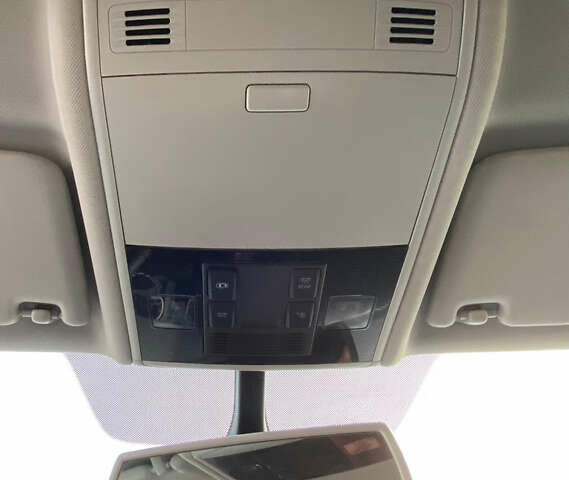 Серый Фольксваген Гольф, объемом двигателя 1.6 л и пробегом 212 тыс. км за 8999 $, фото 19 на Automoto.ua