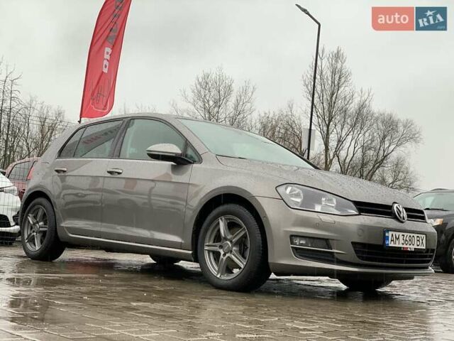 Серый Фольксваген Гольф, объемом двигателя 2 л и пробегом 273 тыс. км за 13499 $, фото 5 на Automoto.ua