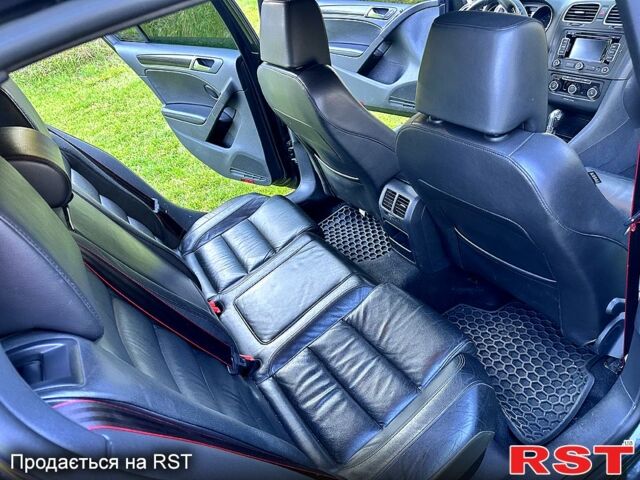 Серый Фольксваген Гольф, объемом двигателя 2 л и пробегом 231 тыс. км за 11000 $, фото 4 на Automoto.ua