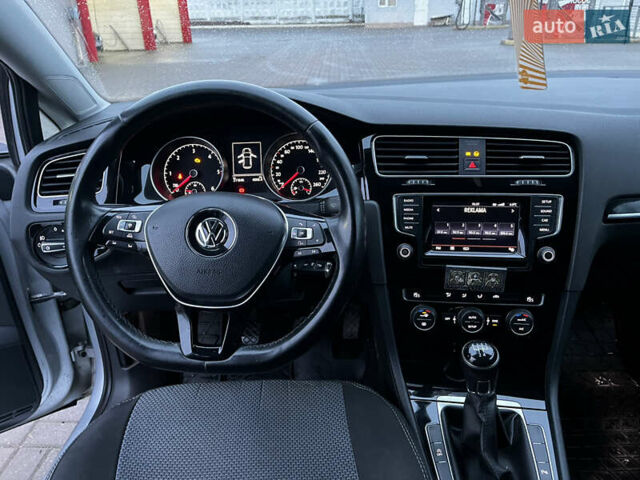 Сірий Фольксваген Гольф, об'ємом двигуна 1.6 л та пробігом 212 тис. км за 9700 $, фото 6 на Automoto.ua