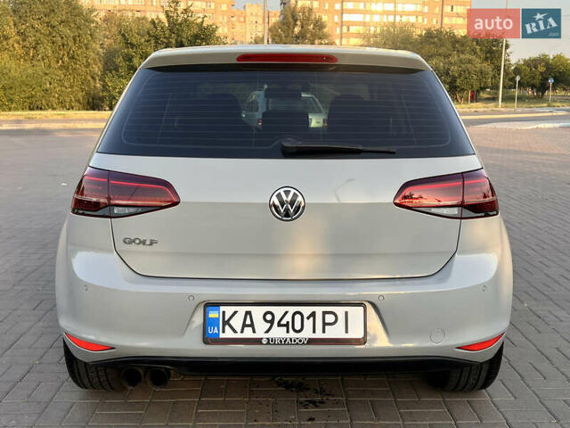 Серый Фольксваген Гольф, объемом двигателя 1.4 л и пробегом 144 тыс. км за 11500 $, фото 4 на Automoto.ua