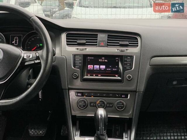 Серый Фольксваген Гольф, объемом двигателя 2 л и пробегом 273 тыс. км за 13499 $, фото 59 на Automoto.ua