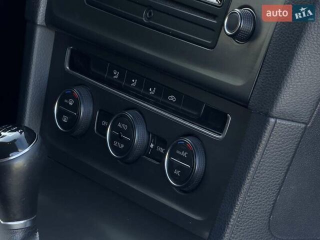 Серый Фольксваген Гольф, объемом двигателя 1.6 л и пробегом 270 тыс. км за 9800 $, фото 10 на Automoto.ua