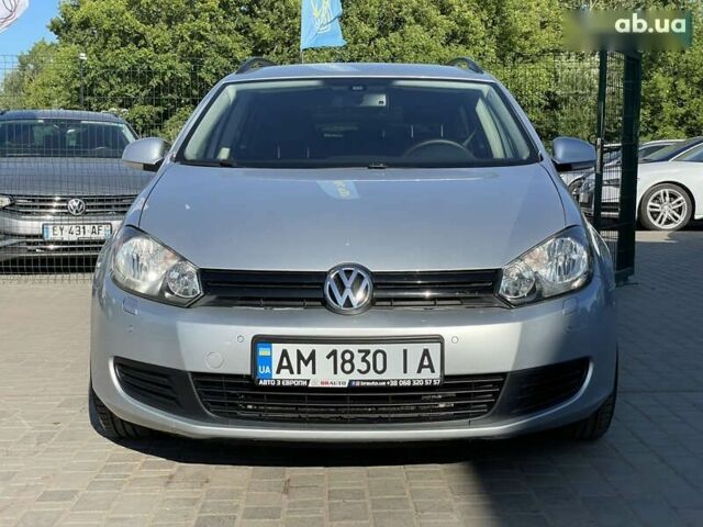 Серый Фольксваген Гольф, объемом двигателя 1.6 л и пробегом 245 тыс. км за 8555 $, фото 4 на Automoto.ua