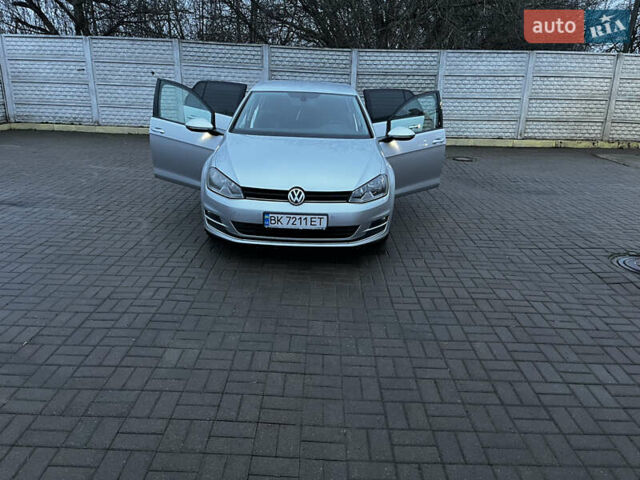 Сірий Фольксваген Гольф, об'ємом двигуна 1.6 л та пробігом 212 тис. км за 9700 $, фото 1 на Automoto.ua