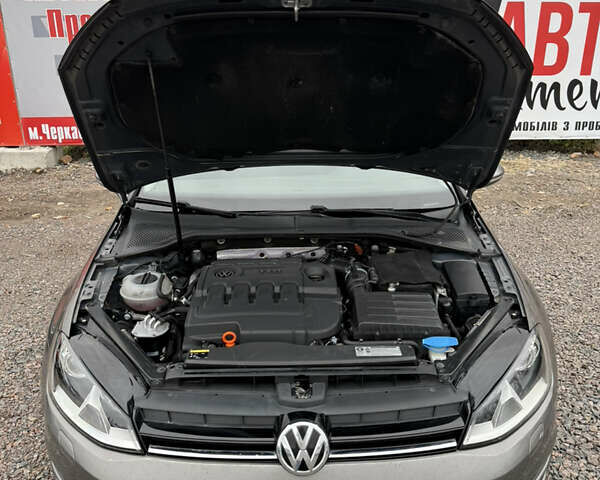 Серый Фольксваген Гольф, объемом двигателя 1.97 л и пробегом 280 тыс. км за 11900 $, фото 12 на Automoto.ua