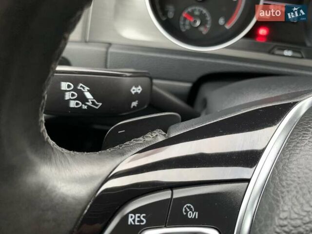 Серый Фольксваген Гольф, объемом двигателя 2 л и пробегом 273 тыс. км за 13499 $, фото 47 на Automoto.ua