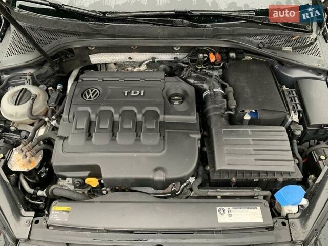Серый Фольксваген Гольф, объемом двигателя 2 л и пробегом 273 тыс. км за 13499 $, фото 63 на Automoto.ua