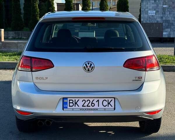 Серый Фольксваген Гольф, объемом двигателя 1.4 л и пробегом 125 тыс. км за 10000 $, фото 20 на Automoto.ua