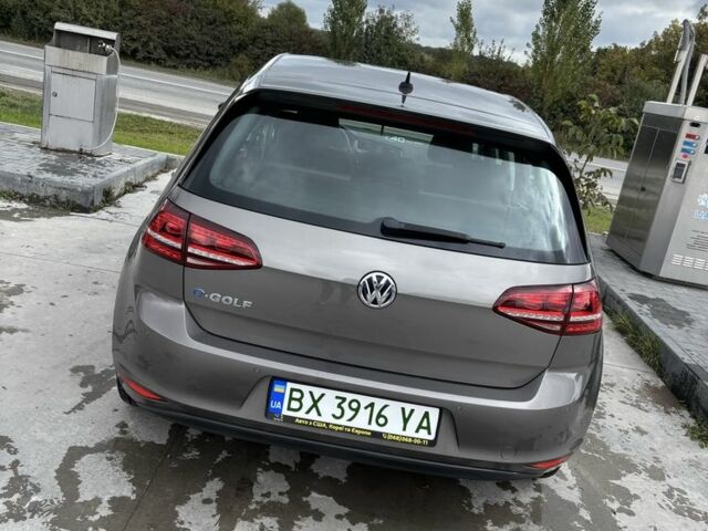 Серый Фольксваген Гольф, объемом двигателя 0 л и пробегом 98 тыс. км за 8500 $, фото 2 на Automoto.ua