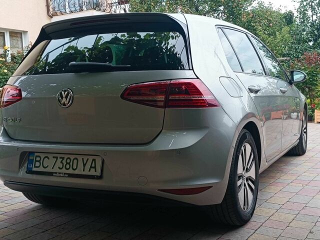 Серый Фольксваген Гольф, объемом двигателя 0 л и пробегом 116 тыс. км за 9300 $, фото 5 на Automoto.ua