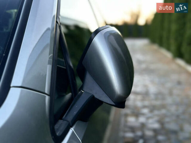 Серый Фольксваген Гольф, объемом двигателя 1.4 л и пробегом 197 тыс. км за 12999 $, фото 19 на Automoto.ua