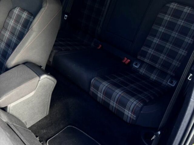 Серый Фольксваген Гольф, объемом двигателя 2 л и пробегом 151 тыс. км за 12500 $, фото 6 на Automoto.ua