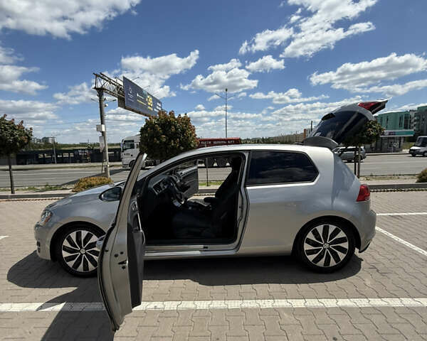 Серый Фольксваген Гольф, объемом двигателя 1.8 л и пробегом 182 тыс. км за 11700 $, фото 8 на Automoto.ua