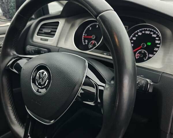 Серый Фольксваген Гольф, объемом двигателя 2 л и пробегом 181 тыс. км за 11400 $, фото 27 на Automoto.ua