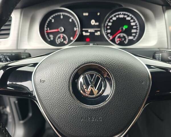 Серый Фольксваген Гольф, объемом двигателя 2 л и пробегом 181 тыс. км за 11400 $, фото 17 на Automoto.ua