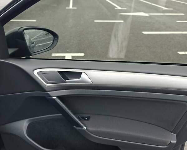 Серый Фольксваген Гольф, объемом двигателя 2 л и пробегом 181 тыс. км за 11400 $, фото 24 на Automoto.ua