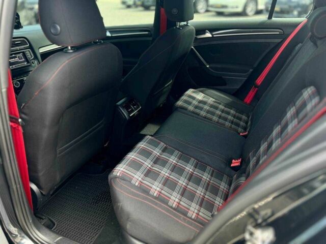 Серый Фольксваген Гольф, объемом двигателя 2 л и пробегом 244 тыс. км за 10900 $, фото 8 на Automoto.ua