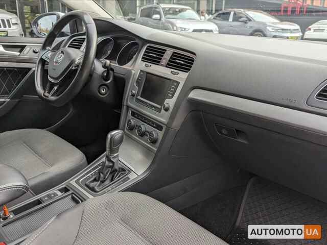 Серый Фольксваген Гольф, объемом двигателя 2 л и пробегом 136 тыс. км за 16500 $, фото 15 на Automoto.ua