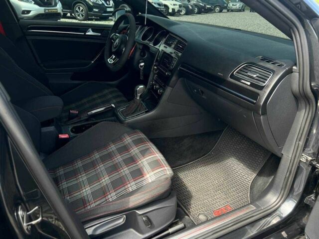 Серый Фольксваген Гольф, объемом двигателя 2 л и пробегом 244 тыс. км за 10900 $, фото 9 на Automoto.ua