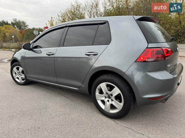 Серый Фольксваген Гольф, объемом двигателя 1.8 л и пробегом 198 тыс. км за 11500 $, фото 6 на Automoto.ua