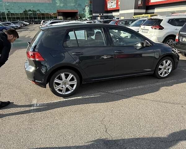 Серый Фольксваген Гольф, объемом двигателя 1.4 л и пробегом 142 тыс. км за 12000 $, фото 3 на Automoto.ua